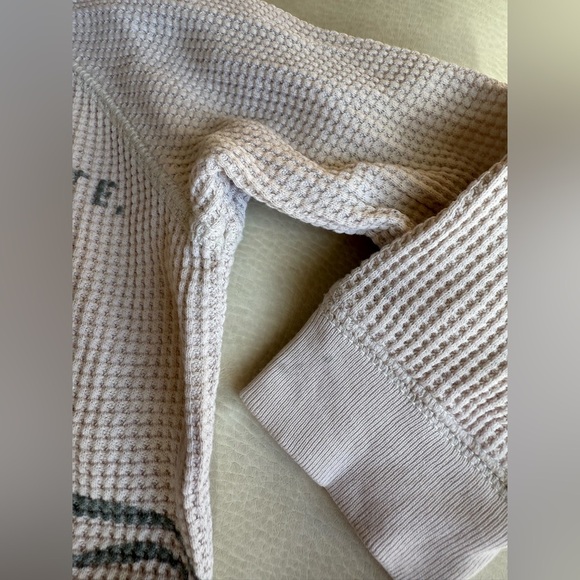 Bundle of boy pajamas gap,Uniqlo and wondershop - Picture 12 of 16